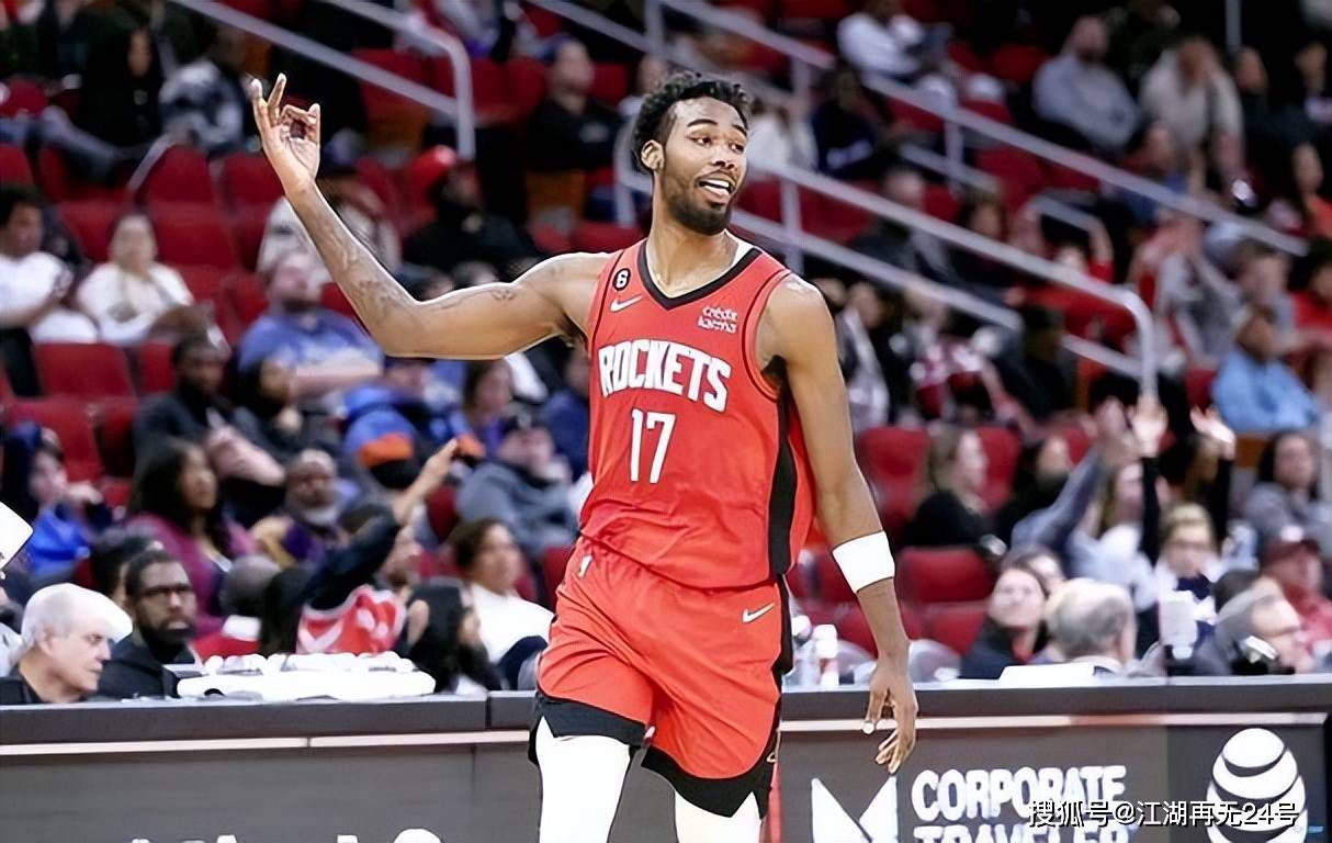 NBA常规赛，活塞客场114-146惨负雄鹿，遭遇23连败！